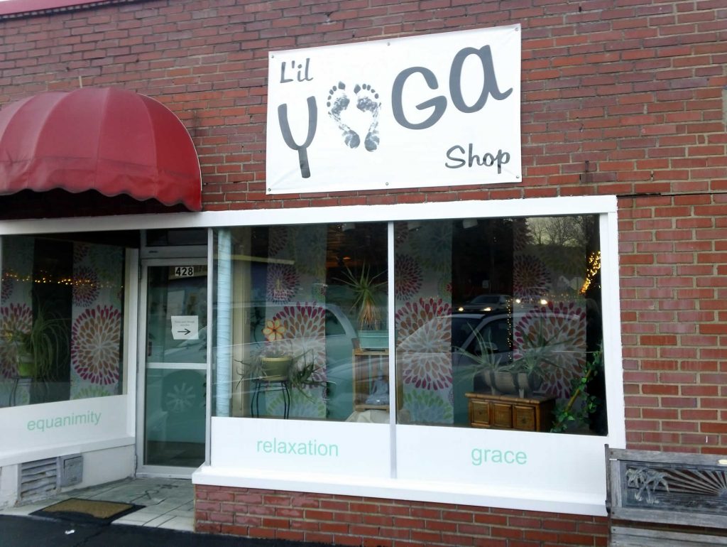 Lil Yoga Shop 44319